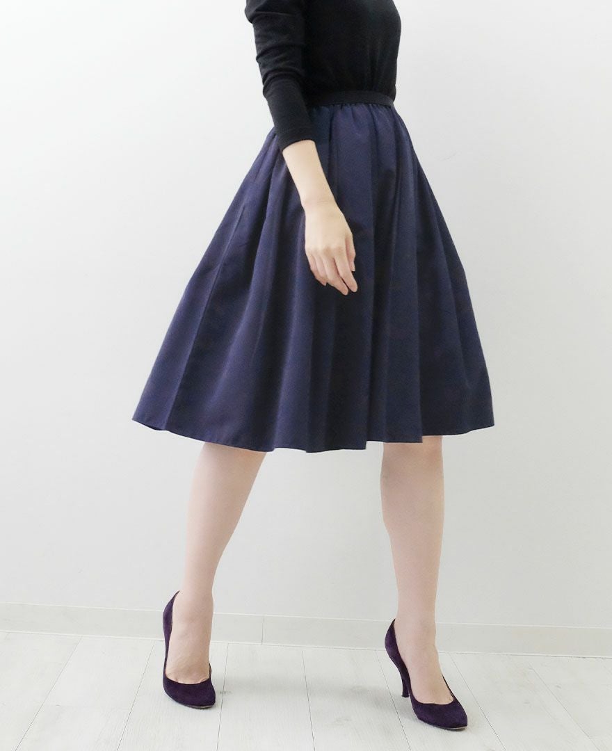神戸・山の手スカートネイビーのロング丈