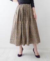 トレコード(TRECODE)黒ゴムフレアスカートレオパード柄マキシ丈