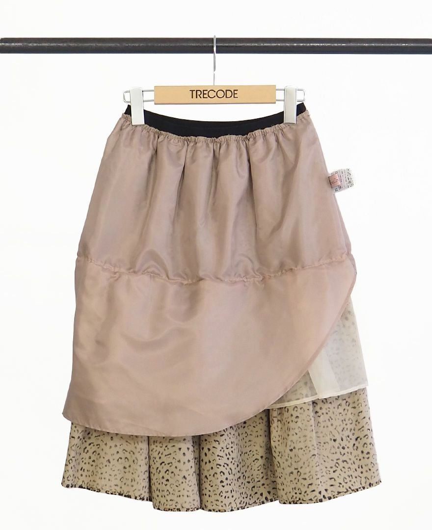 トレコード(TRECODE)黒ゴムフレアスカートレオパード柄