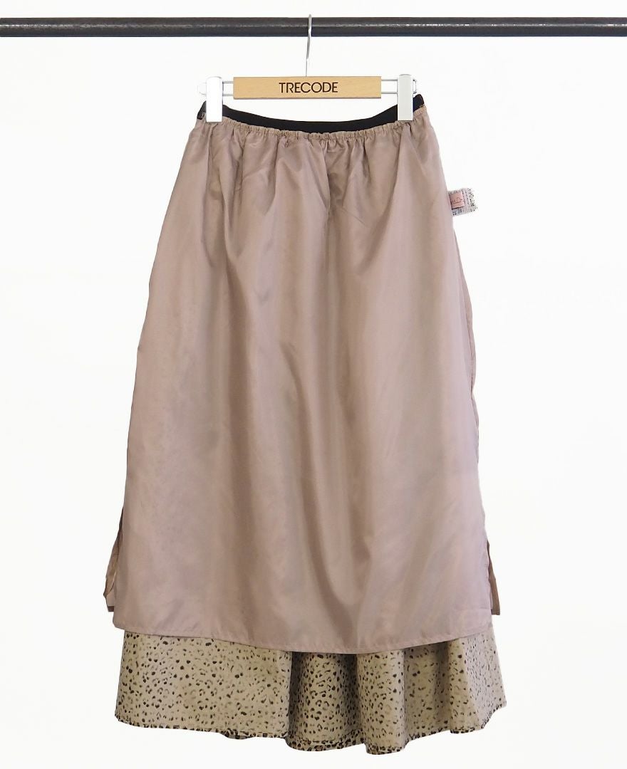 トレコード(TRECODE)黒ゴムフレアスカートレオパード柄