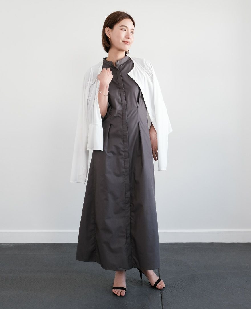 トレコード(TRECODE)UVカット機能付きのカーディガン着まわしのきくオフホワイトカラー