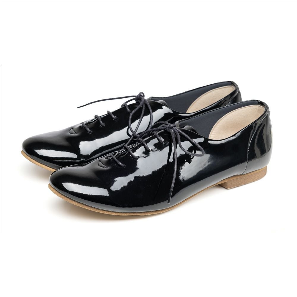 レースアップ(エナメル) / バレエシューズブランドのファルファーレ