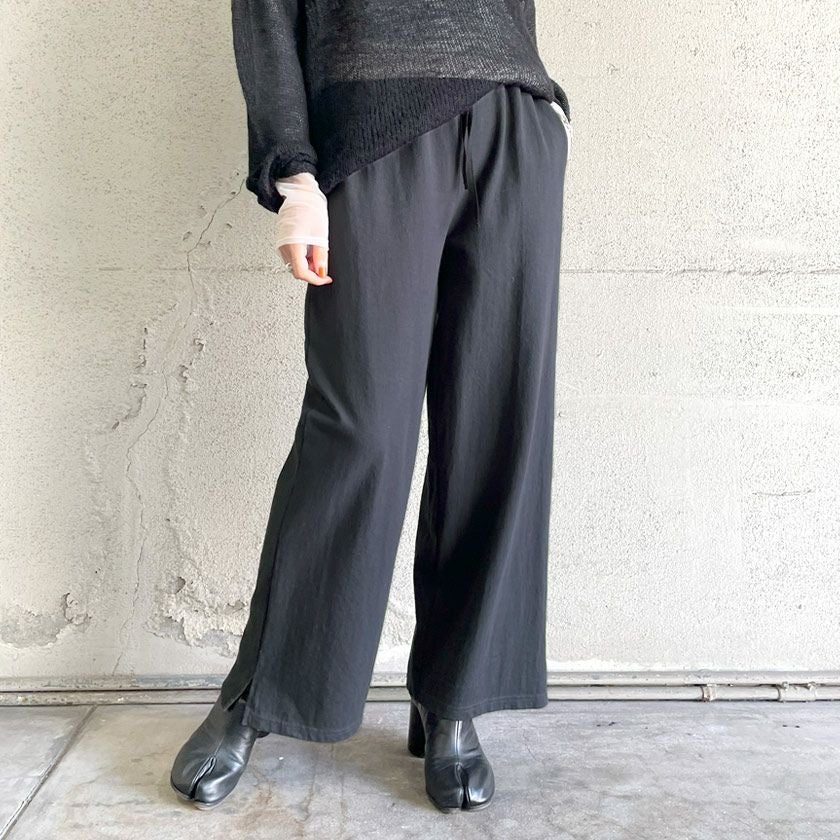 リラックスカットワイドパンツ