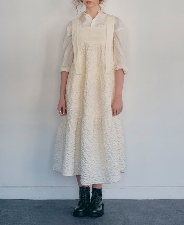 ティアードワンピース/cotton cloudsのシャツ合わせの着用イメージ