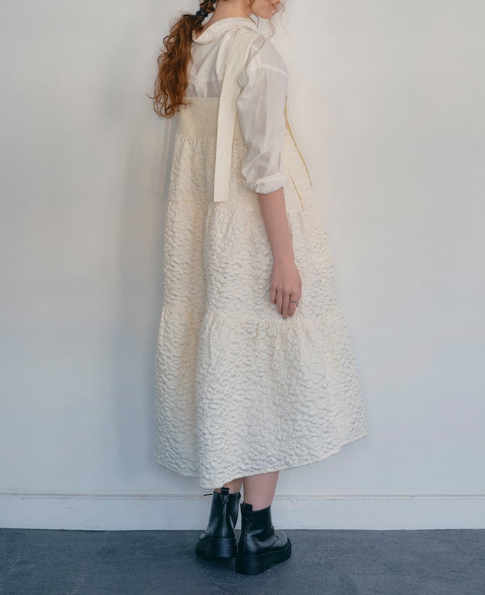 ティアードワンピース/cotton cloudsシャツ合わせの横側着用イメージ