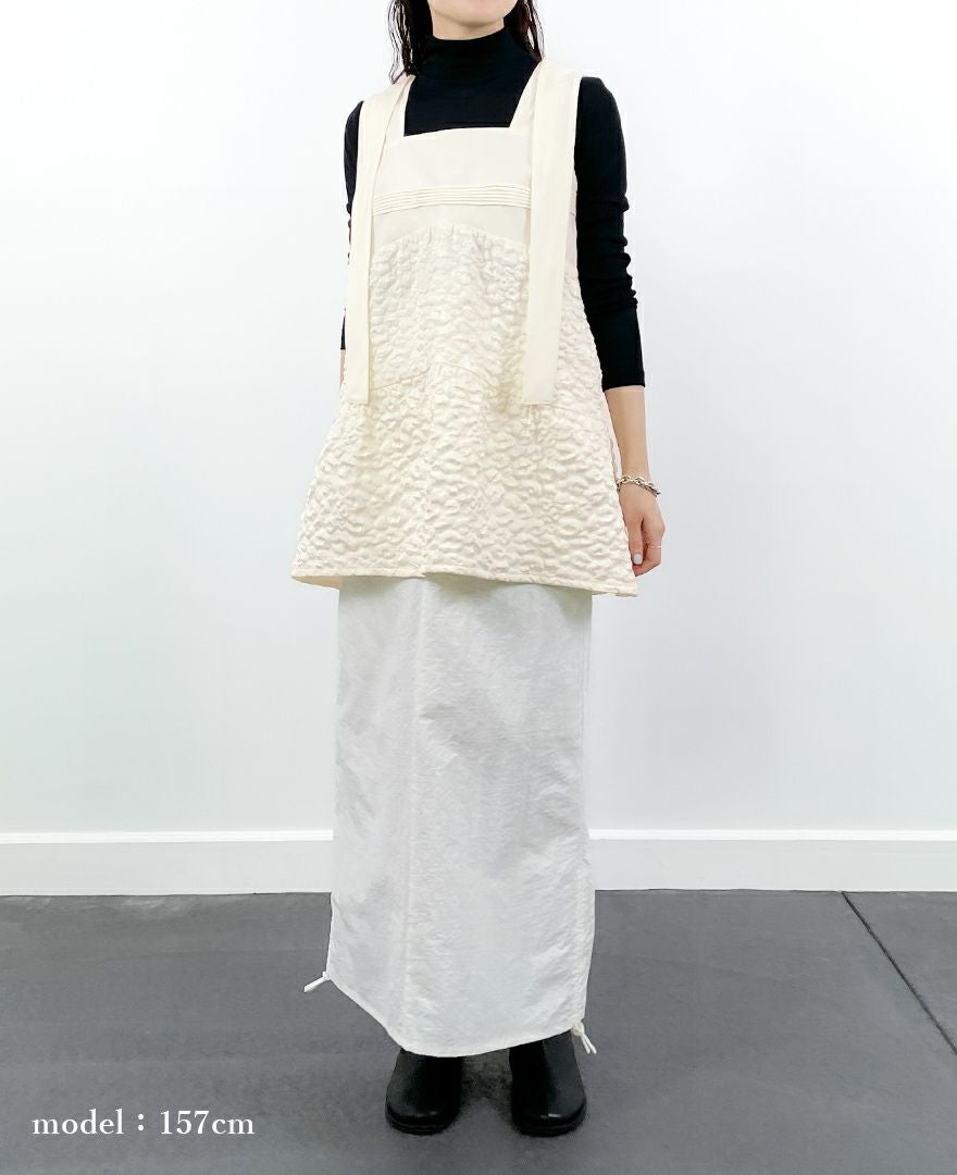 157㎝モデルのティアードトップス/cotton clouds着用イメージ。