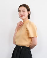 TRECODE（トレコード）のベストセラーアイテム、着るだけで華奢見えが叶うパフスリーブニット