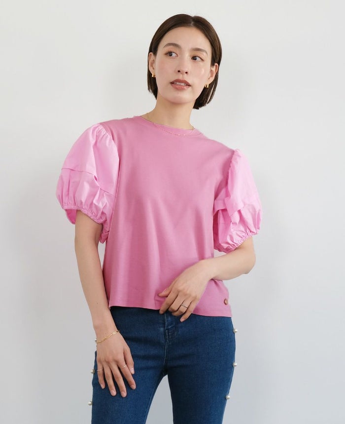 バルーン袖Tシャツオンラインショップ限定色ネイビーの着用画像