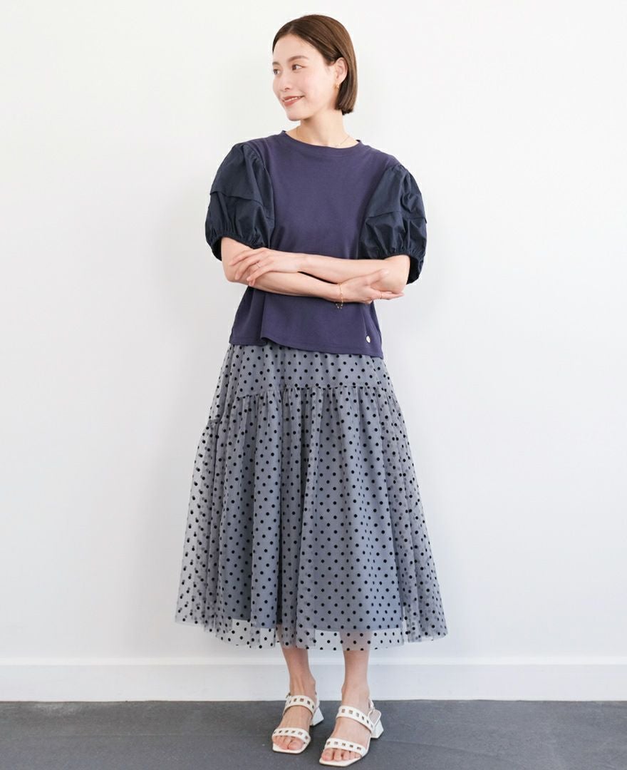 バルーン袖Tシャツオンラインショップ限定ネイビーの着用画像