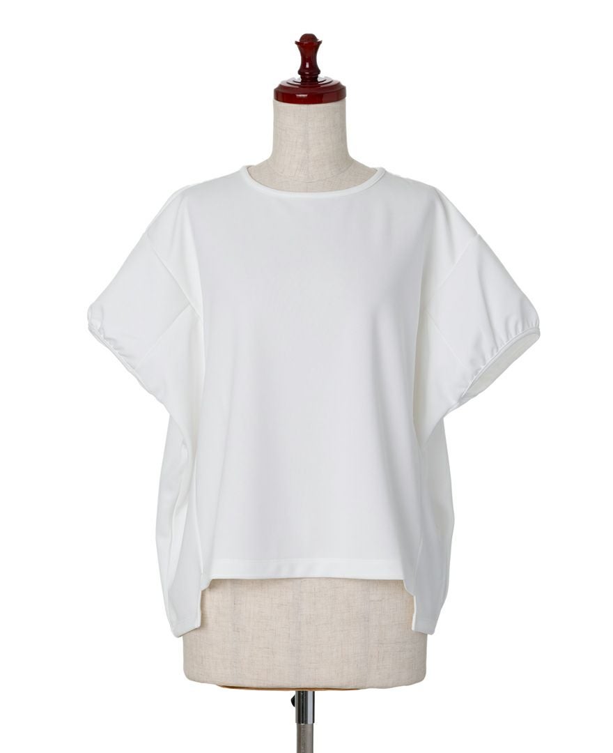 2025年夏30代40代50代におすすめのパフスリーブプルオーバー/ホワイト