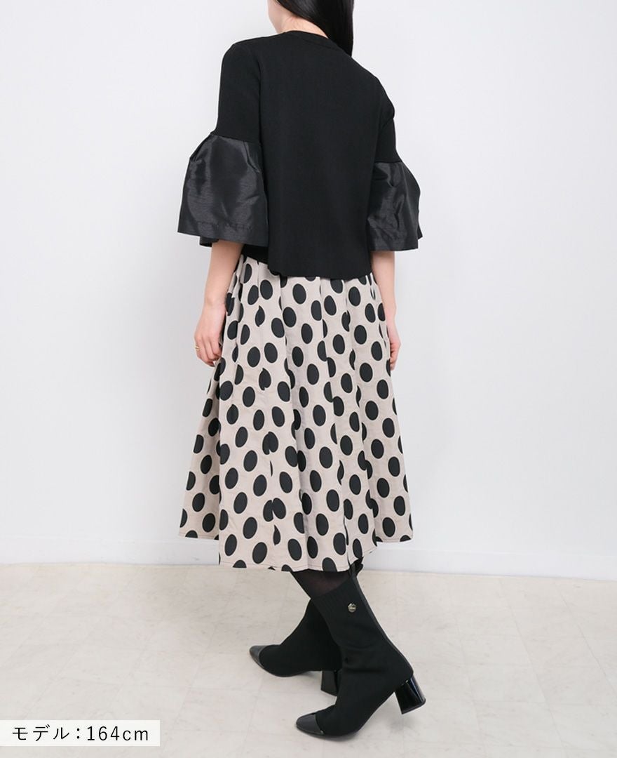 TRECODE（トレコード）のラッパ袖ニットの詳細