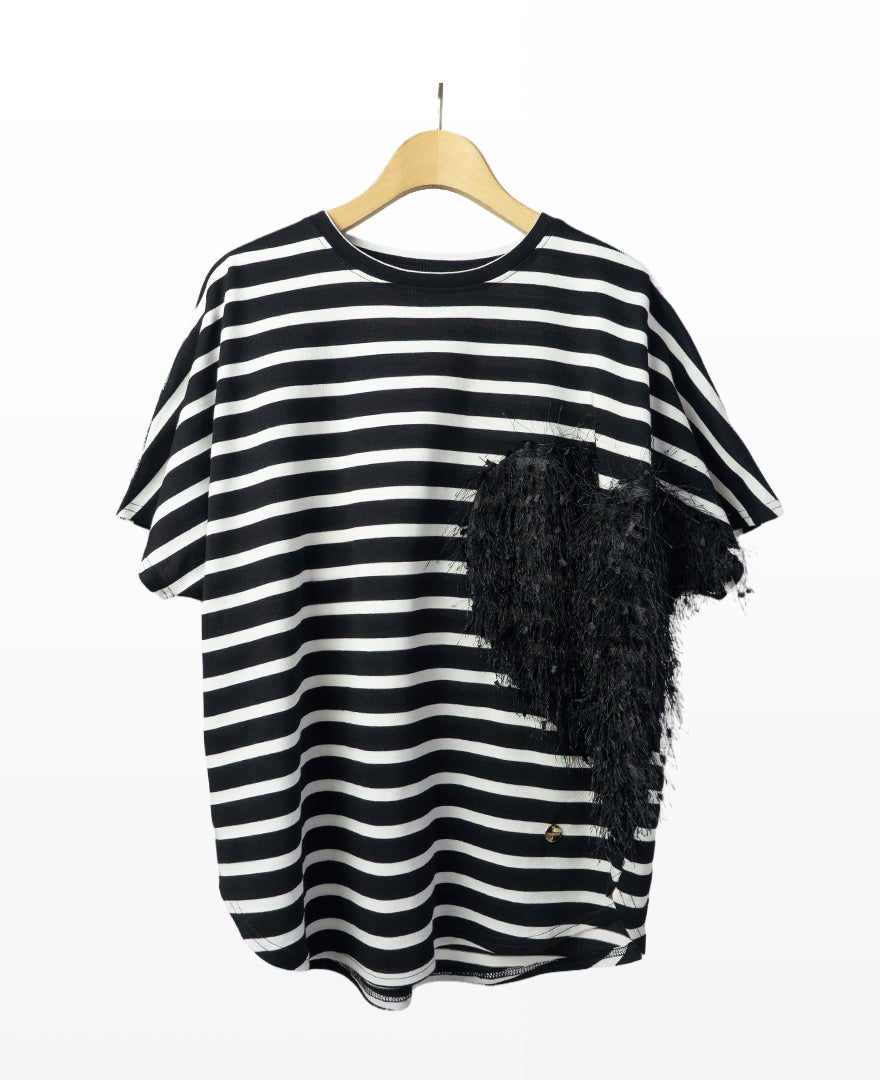 TRECODE（トレコード）のハートフリンジデザインＴシャツの詳細