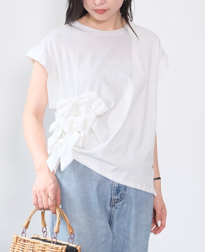 TRECODE（トレコード）のアシメリボンTシャツの詳細