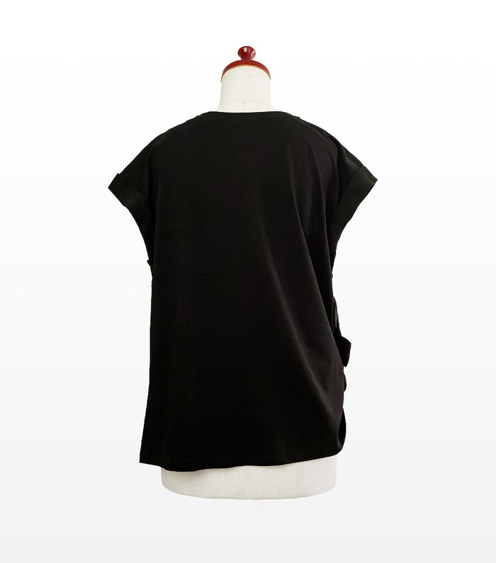 TRECODE（トレコード）のアシメリボンTシャツの詳細