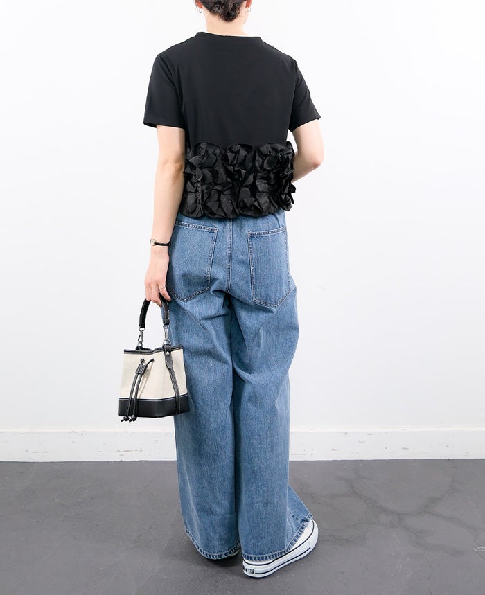 TRECODE（トレコード）の 裾フリルTシャツの詳細